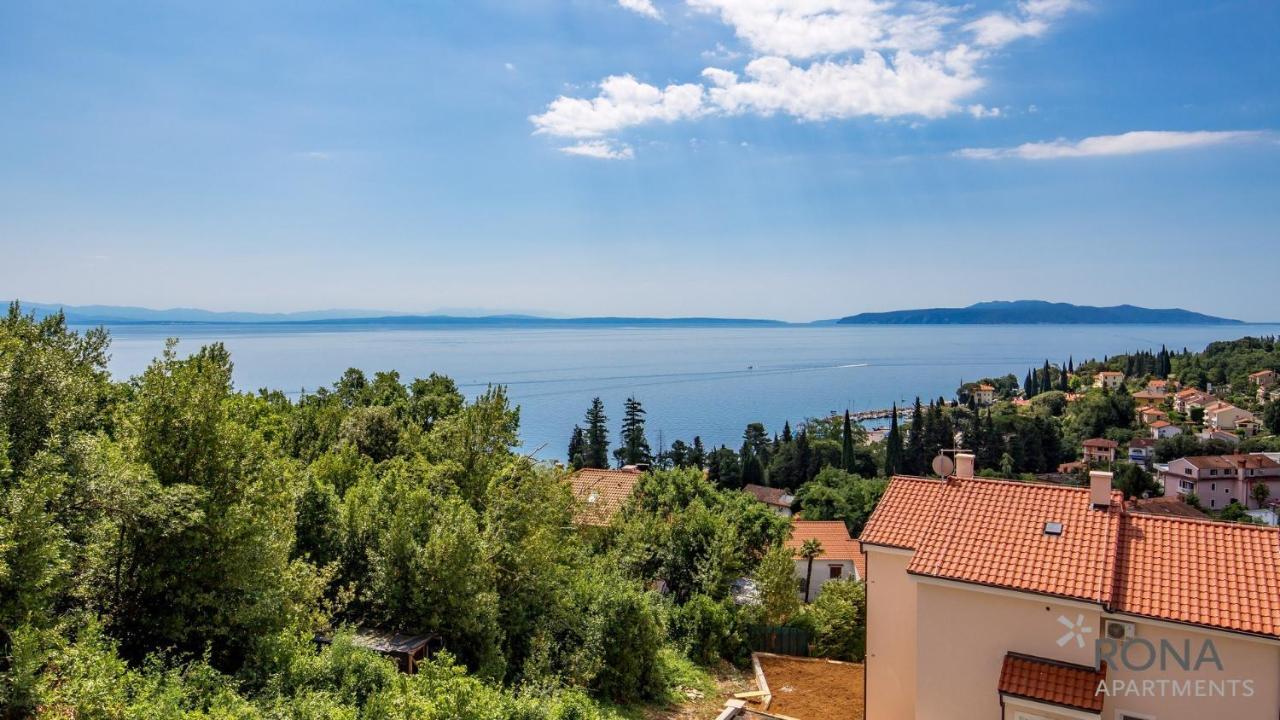 Rona Spacious Apartment With A Panoramic View Ičići Buitenkant foto