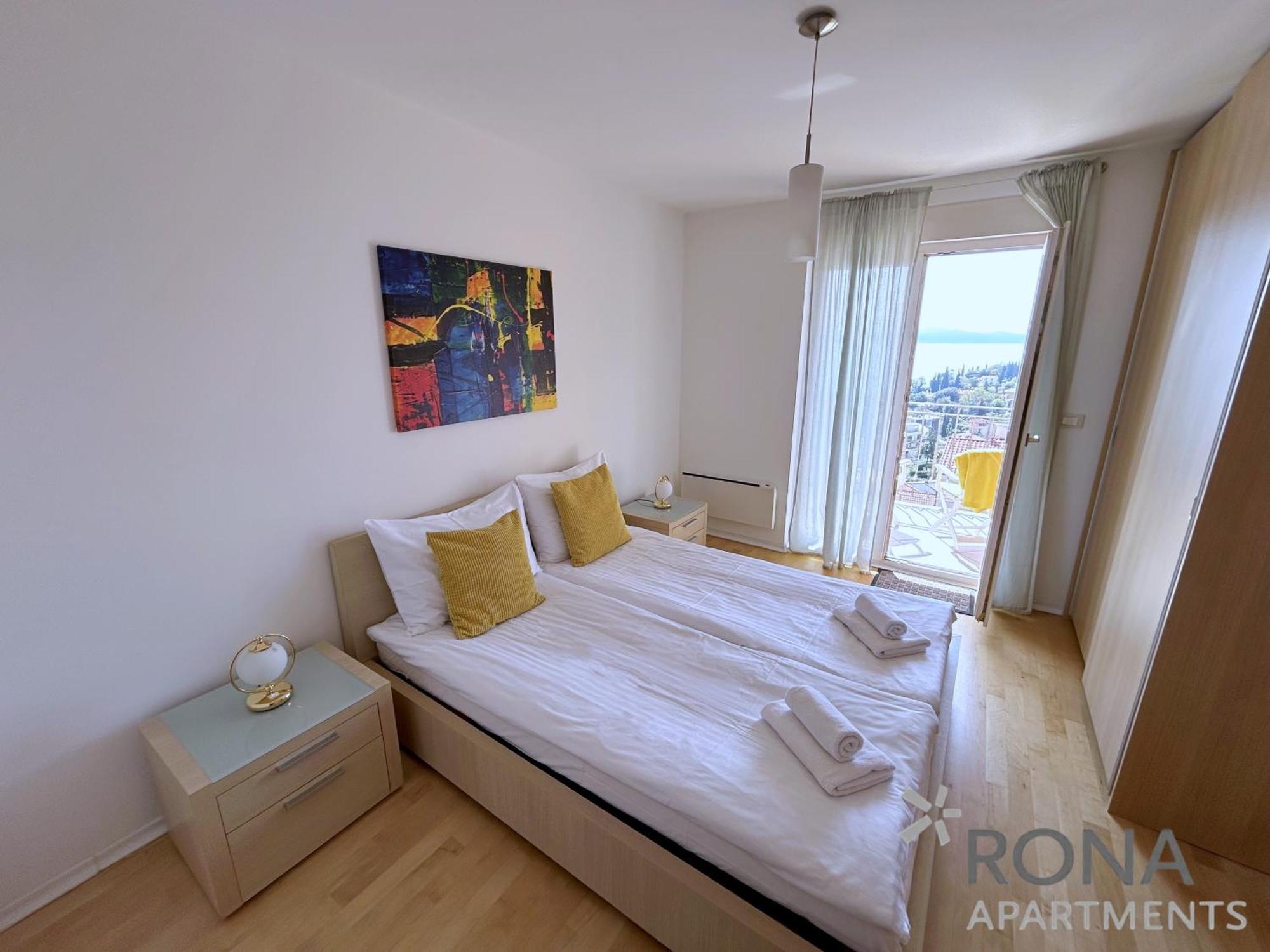 Rona Spacious Apartment With A Panoramic View Ičići Buitenkant foto