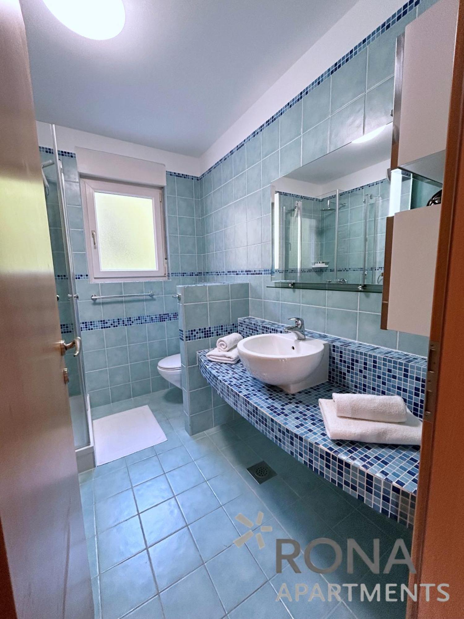 Rona Spacious Apartment With A Panoramic View Ičići Buitenkant foto